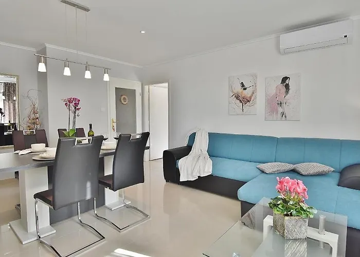 Ruzica Apartament Banjol